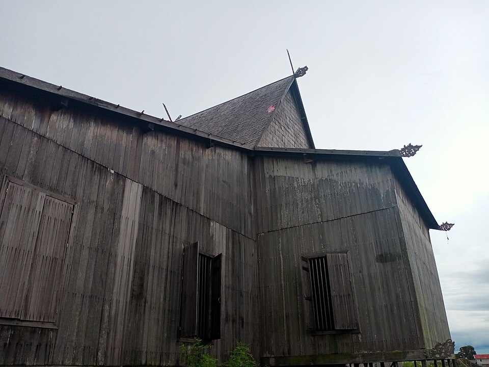 Rumah Bubungan Tinggi, Kalimantan Selatan, Indonesia.