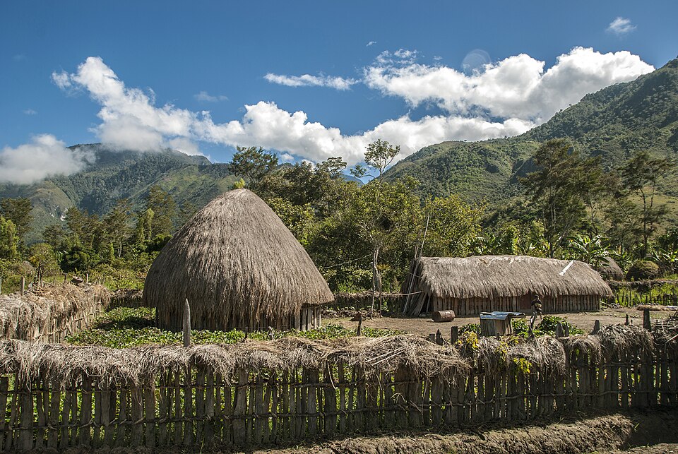 Rumah Honai, Tradisi arsitektur Indonesia.