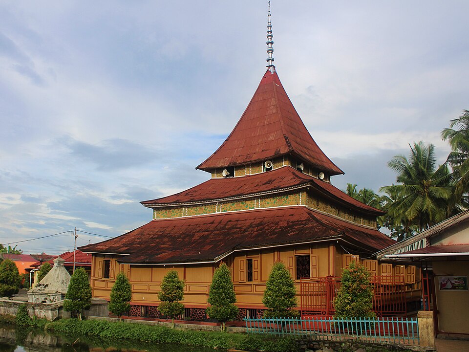Masjid Tuo Koto Nan Ampek, Padangtongah Balainanduo, Sumatera Barat, Indonesia.