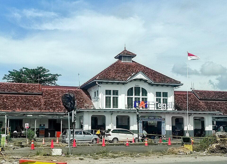 Stasiun Tegal, Tegal, Jawa Tengah, Indonesia.