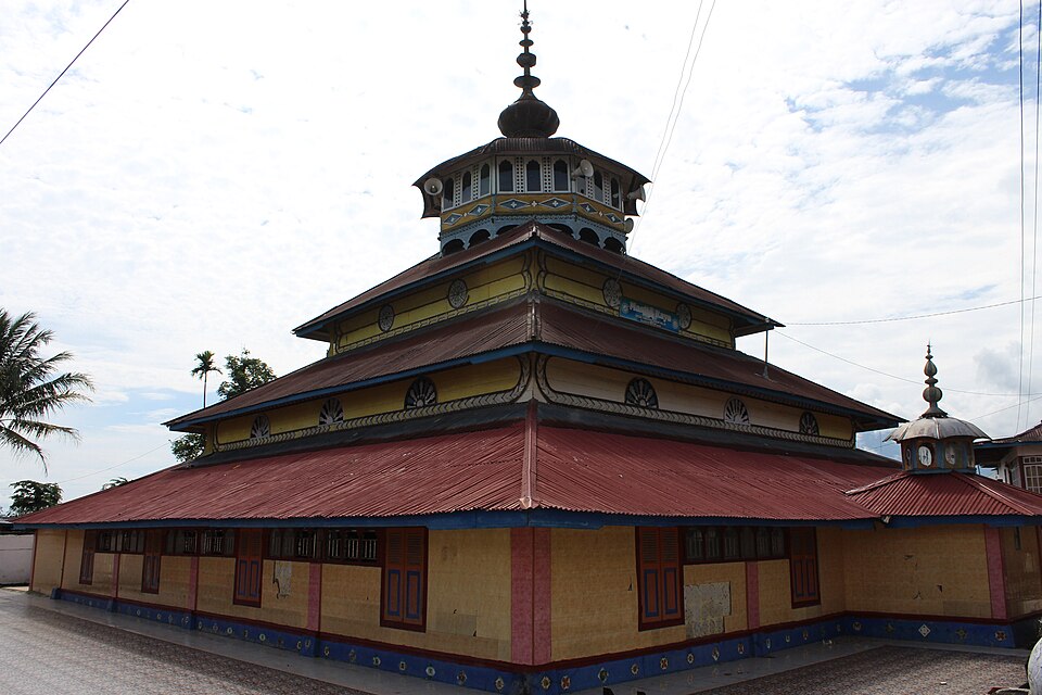 Masjid Tanjung Pauh Ilir, Kerinci, Jambi, Indonesia.