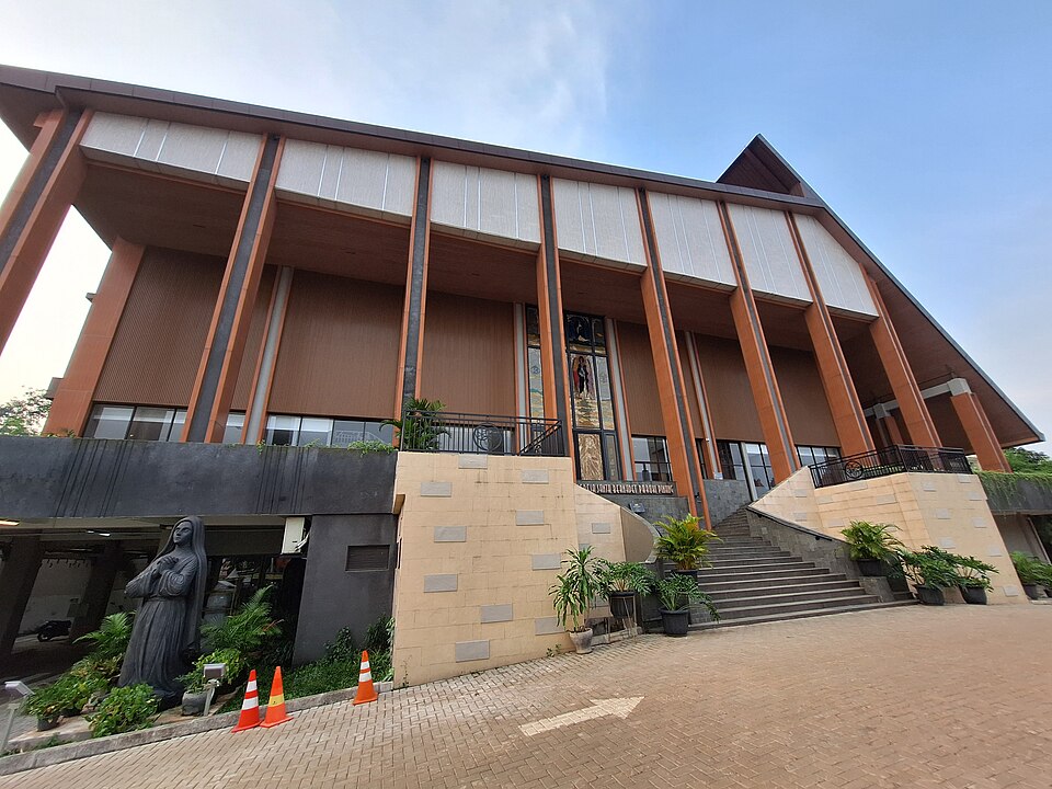 Gereja Santa Bernadet, Pinang, Pinang, Banten, Indonesia.