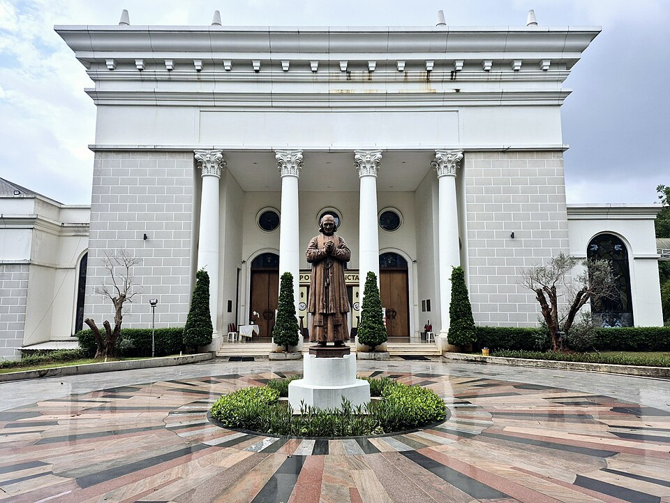 Gereja Santo Yohanes Maria Vianney, Cilangkap, Cipayung, DKI Jakarta, Indonesia.