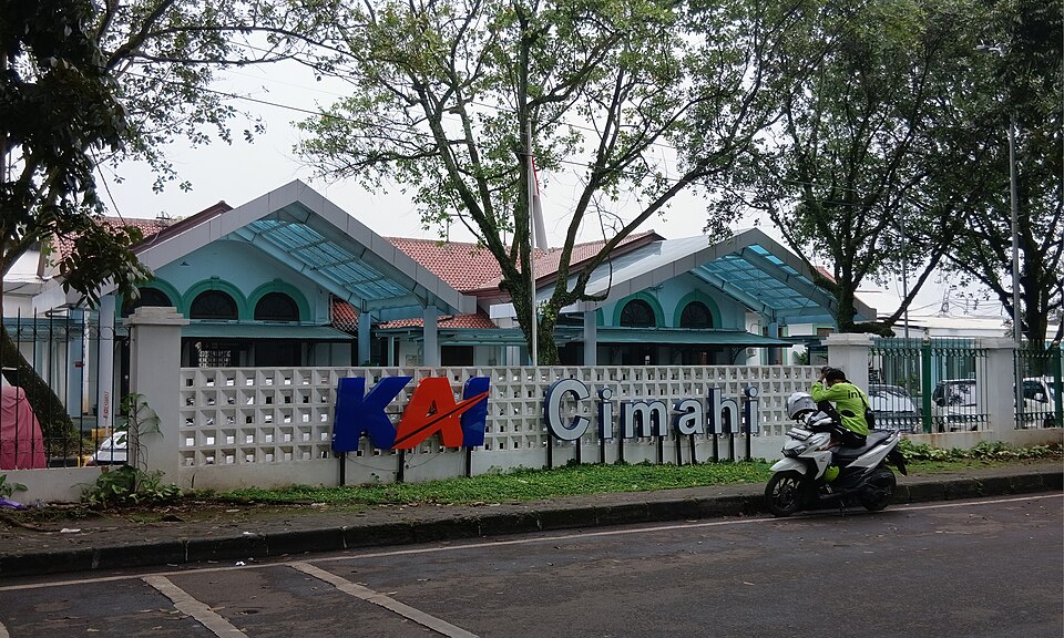 Stasiun Cimahi, Cimahi, Jawa Barat, Indonesia.