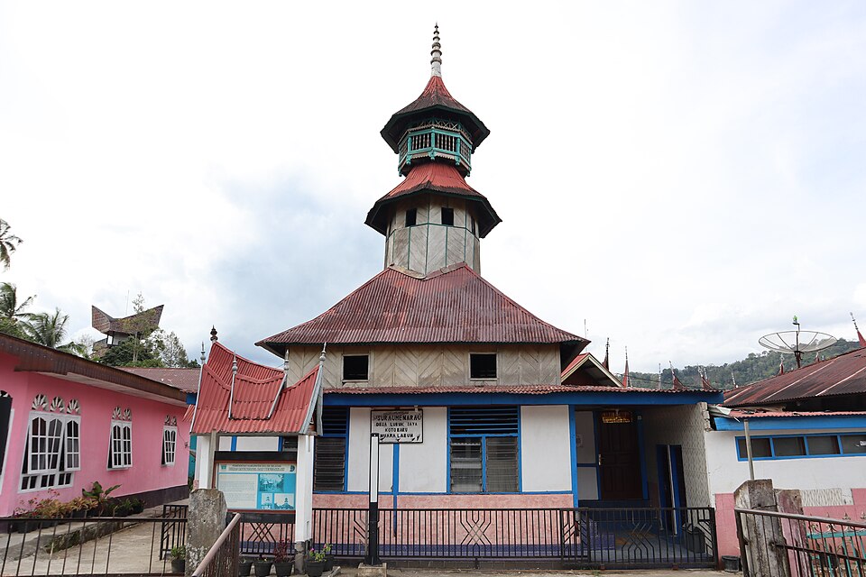 Surau Menara, Koto Baru, Sumatera Barat, Indonesia.