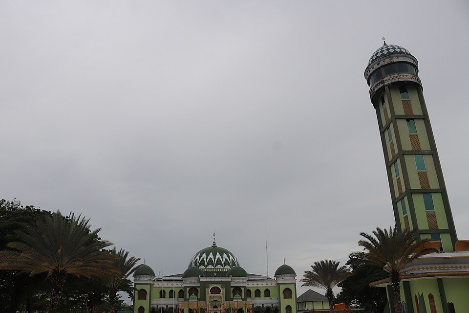 Masjid Agung Al Mukarram Amanah, Kapuas, Kalimantan Tengah, Indonesia.