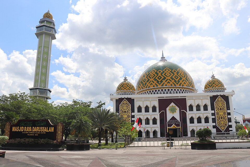 Masjid Raya Darussalam Palangka Raya, Palangka Raya, Kalimantan Tengah, Indonesia.