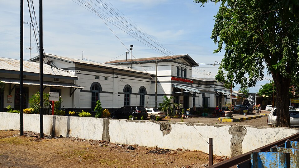 Stasiun Probolinggo, Probolinggo, Jawa Timur, Indonesia.