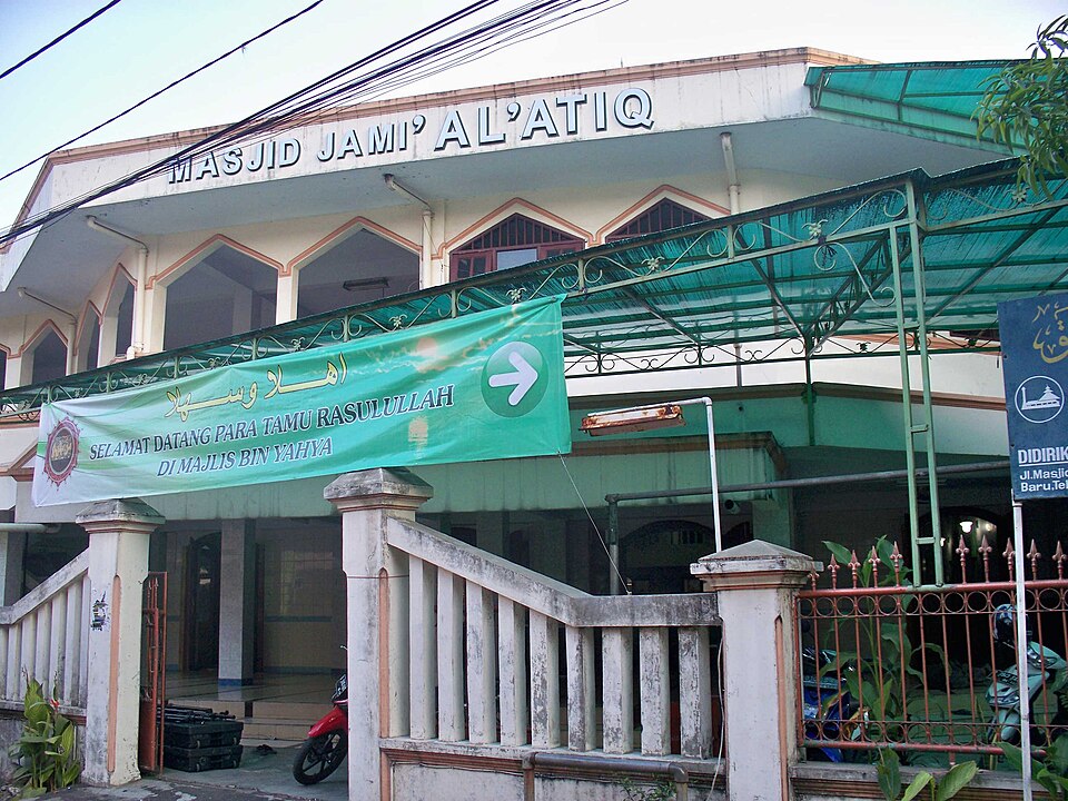 Masjid Al-Atiiq, Jatinegara, DKI Jakarta, Indonesia.
