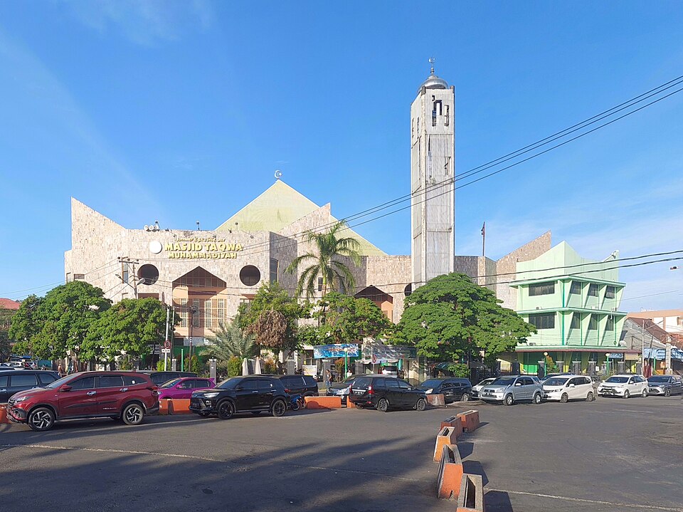 Masjid Taqwa Muhammadiyah, Belakang Tangsi, Sumatera Barat, Indonesia.