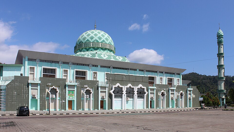 Masjid Agung Nurul Iman, Belakang Tangsi, Sumatera Barat, Indonesia.