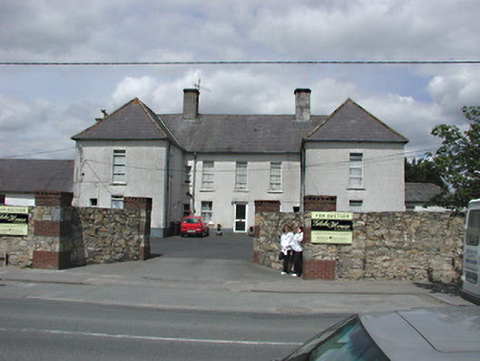 Foto perwakilan Glebe House, Rathcoole, pada rekaman NIAH 11213013.