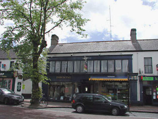 Foto perwakilan house, Main Street · NIAH 11803044, Maynooth, pada rekaman NIAH 11803044.