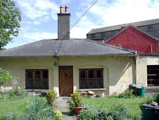 Foto perwakilan Celbridge Lodge, Celbridge, pada rekaman NIAH 11805026.