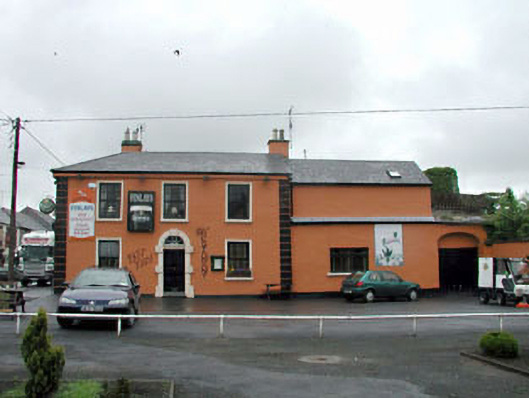 Foto perwakilan house, Market Square, Dublin Street · NIAH 11816042, Monasterevin, pada rekaman NIAH 11816042.