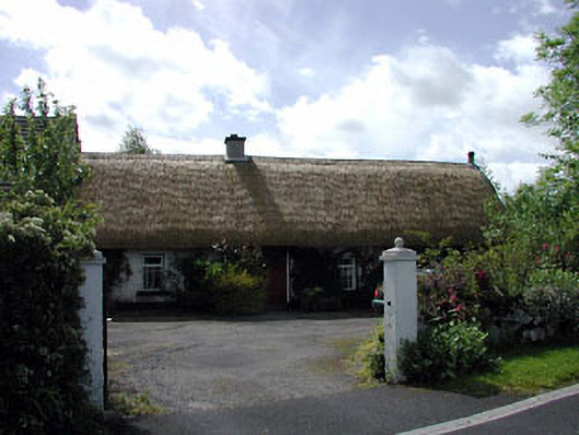 Foto perwakilan farm house, Beggar's End Crossroads · NIAH 11902408, BALTRACEY (RATHMORE ED), pada rekaman NIAH 11902408.