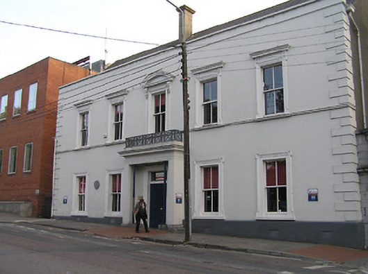 Foto perwakilan The Athenæum, Kilkenny, pada rekaman NIAH 12001059.