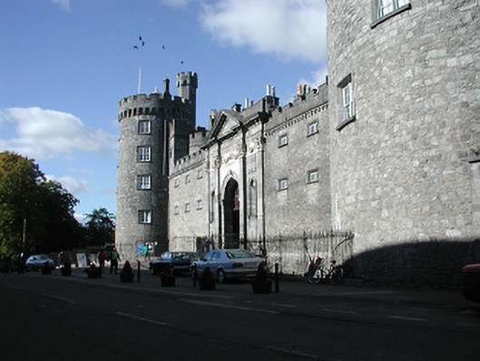 Foto perwakilan Kilkenny Castle, Kilkenny, pada rekaman NIAH 12001066.