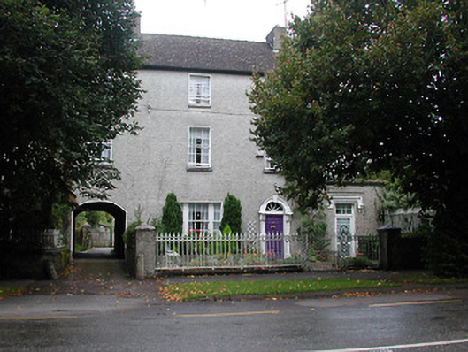Foto perwakilan house, High Street · NIAH 12301002, Castlecomer, pada rekaman NIAH 12301002.