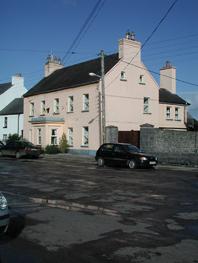 Foto perwakilan presbytery/parochial/curate's house, The Square · NIAH 12305003, Freshford, pada rekaman NIAH 12305003.