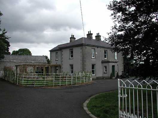 Foto perwakilan Beech House, Paulstown, pada rekaman NIAH 12306012.