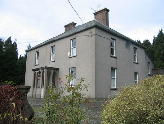 Foto perwakilan presbytery/parochial/curate's house, Abbey Street · NIAH 12318028, Graiguenamanagh, pada rekaman NIAH 12318028.