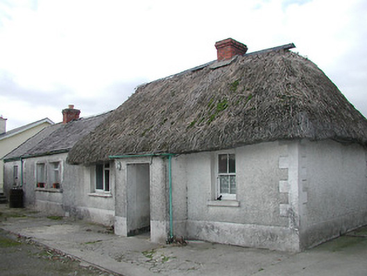 Foto perwakilan house, BALLYMACK (FLOOD) · NIAH 12402301, Knockcam, pada rekaman NIAH 12402301.