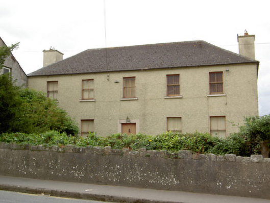 Foto perwakilan Innyview House, Ballymahon, pada rekaman NIAH 13316020.