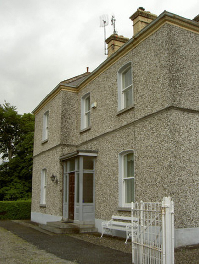 Foto perwakilan presbytery/parochial/curate's house, DOOLARGY · NIAH 13900434, DOOLARGY, pada rekaman NIAH 13900434.