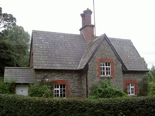 Foto perwakilan Monasterboice House, CORDOOGAN, pada rekaman NIAH 13902103.