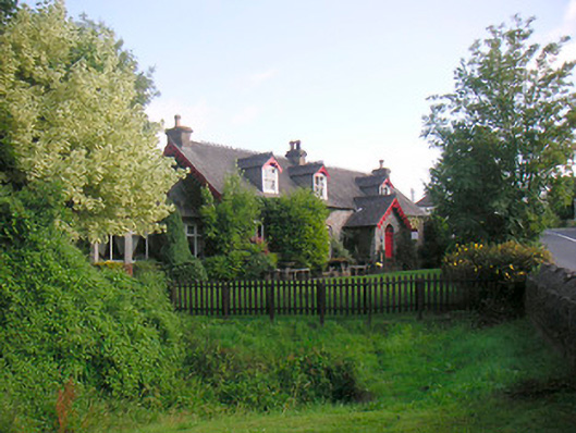 Foto perwakilan Glassan Cottage, Glassan, pada rekaman NIAH 15314002.