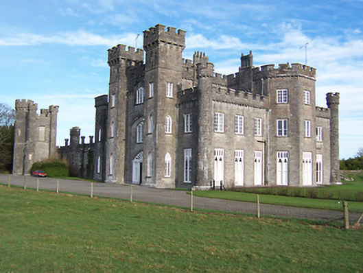 Foto perwakilan Knockdrin Castle, KNOCKDRIN (Corkaree By.), pada rekaman NIAH 15401222.