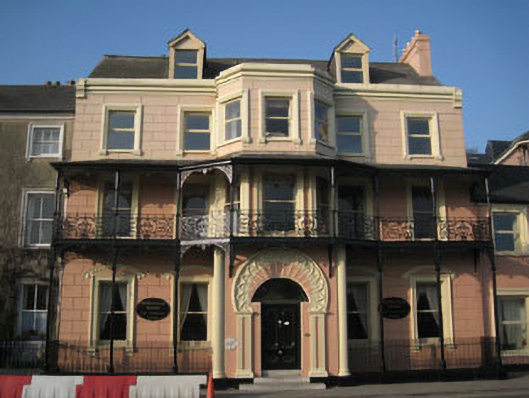 Foto perwakilan Perryville House, Kinsale, pada rekaman NIAH 20851036.