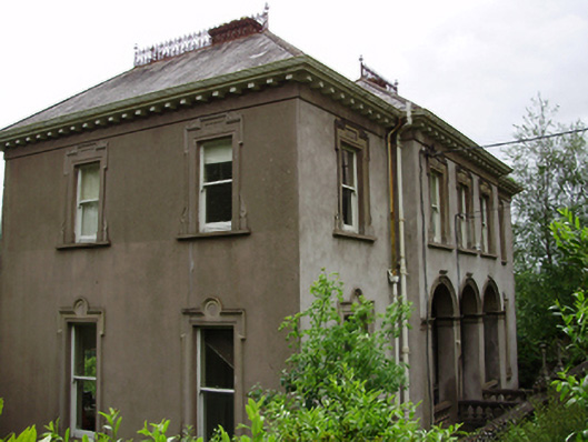 Foto perwakilan Jack Coughlan & Associates, Cork, pada rekaman NIAH 20866076.