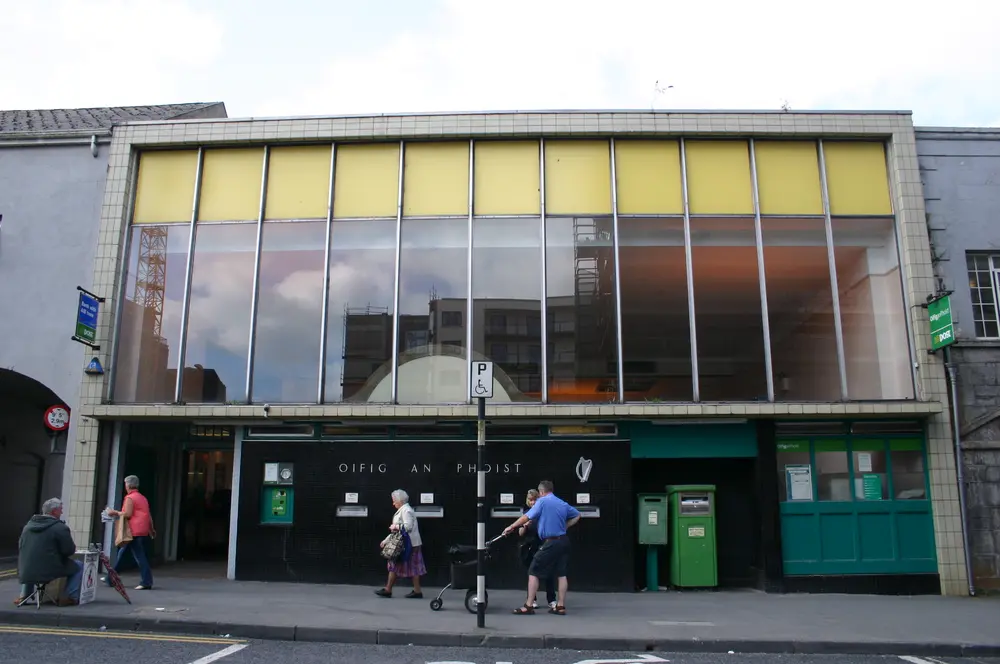 Foto perwakilan Limerick General Post Office, Limerick, pada rekaman NIAH 21517317.