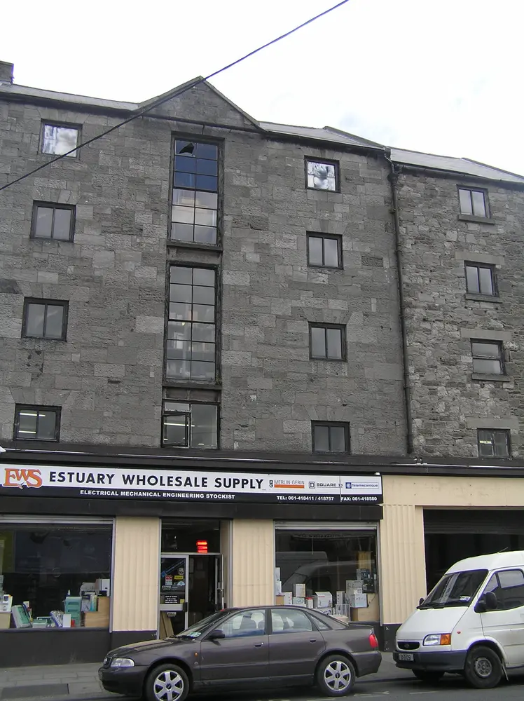 Foto perwakilan store/warehouse, 22, Roches Street · NIAH 21518021, Limerick, pada rekaman NIAH 21518021.