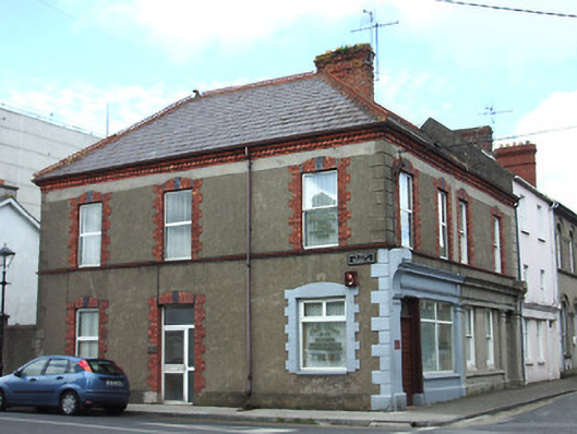 Foto perwakilan house, 47, Saint Michael's Street, Mitchell Street · NIAH 22108003, Tipperary, pada rekaman NIAH 22108003.