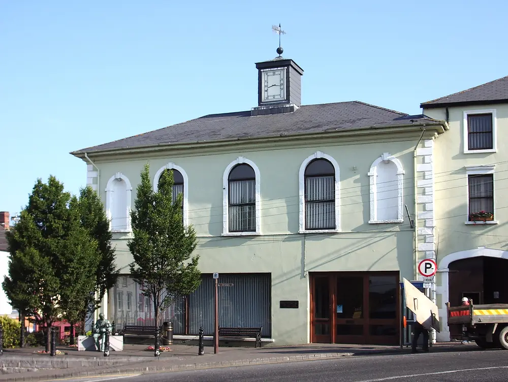 Foto perwakilan Cahir Town Hall, Cahir, pada rekaman NIAH 22111047.