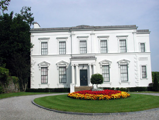 Foto perwakilan Hatley Manor, Carrick-on-Shannon, pada rekaman NIAH 30813015.