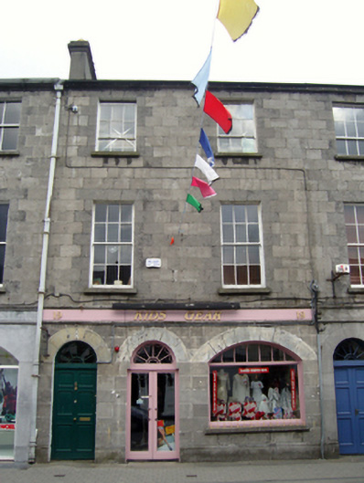 Foto perwakilan house, 19, Pearse Street · NIAH 31204071, Ballina, pada rekaman NIAH 31204071.