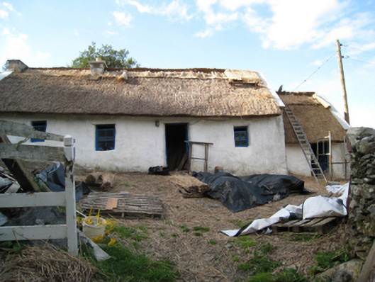 Foto perwakilan farm house, COGAULA [BURR. BY.] · NIAH 31309701, COGAULA [BURR. BY.], pada rekaman NIAH 31309701.