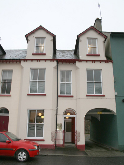 Foto perwakilan McCloughan Gunn and Co. Solicitors, Ramelton, pada rekaman NIAH 40800202.