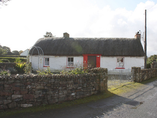 Foto perwakilan house, Milltown · NIAH 40805007, Carndonagh, pada rekaman NIAH 40805007.