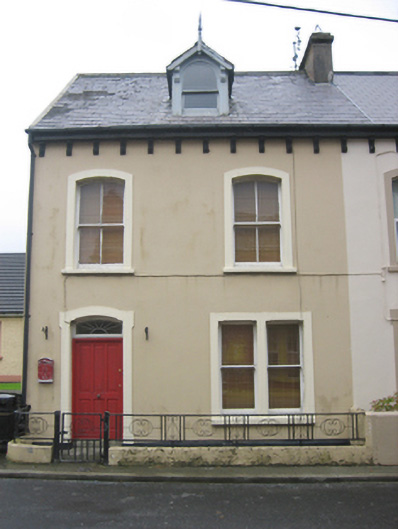 Foto perwakilan house, Pier Road · NIAH 40819017, Rathmullan, pada rekaman NIAH 40819017.