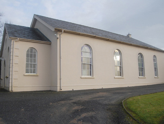 Foto perwakilan First Presbyterian Meeting House, Manorcunningham, pada rekaman NIAH 40827005.