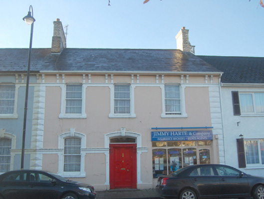 Foto perwakilan Jim Harte and Company, Raphoe, pada rekaman NIAH 40833015.