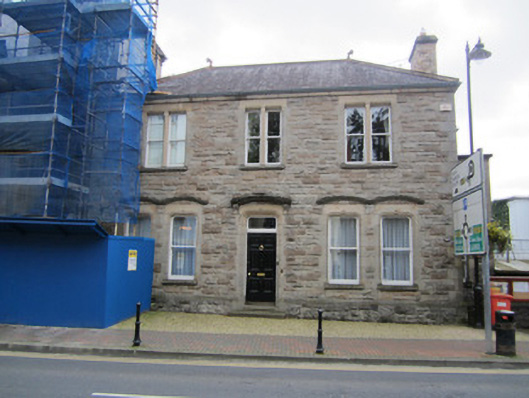 Foto perwakilan Saint Joseph's Presbytery, Monaghan, pada rekaman NIAH 41303142.