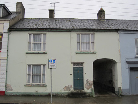 Foto perwakilan house, Market Square · NIAH 41308027, Castleblayney, pada rekaman NIAH 41308027.
