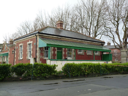 Foto perwakilan Griffith College Multi-denominational School, Dublin 8, pada rekaman NIAH 50080973.