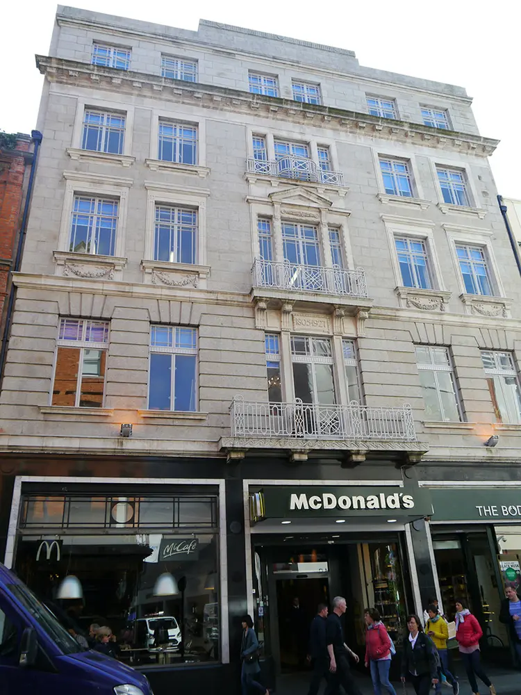 Foto perwakilan hotel, 09-Nov, Grafton Street · NIAH 50100009, Dublin 2, pada rekaman NIAH 50100009.